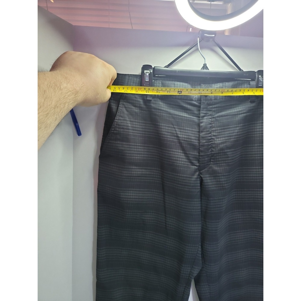 Nike Golf Tour Performance Dri-Fit Black/Gray Plaid Pants Mens 35x30 - Picture 4 of 15
